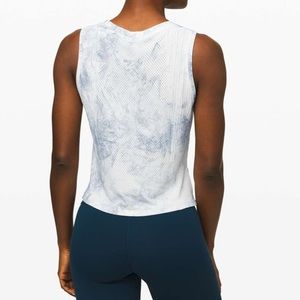 Lululemon Train to be Tank size 6